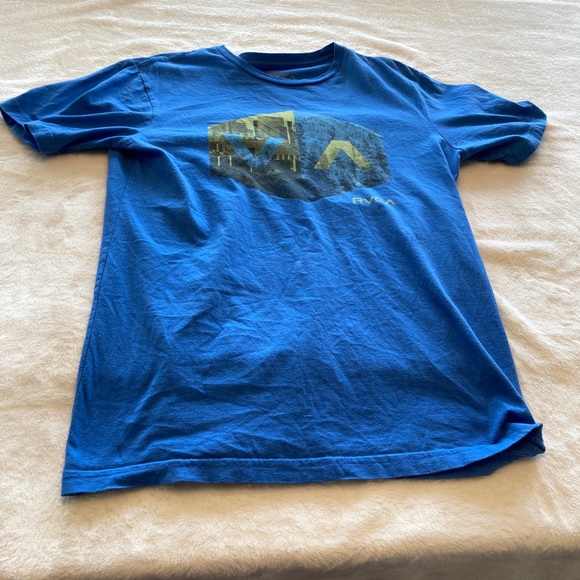 Mens Short Sleeve RVCA Graphic Tee. Size Small. - Picture 2 of 3